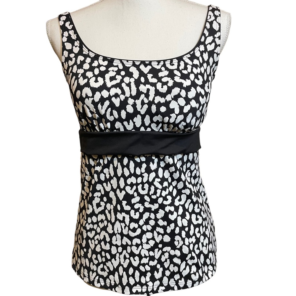 Land's End Tankini Swim Top.  Size 8